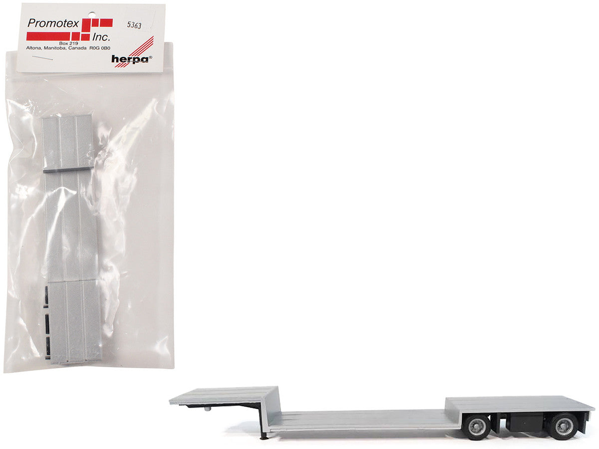Spread Axle Double-Drop Flatbed Trailer Silver Top 1/87 (HO) Plastic Model by Promotex-0