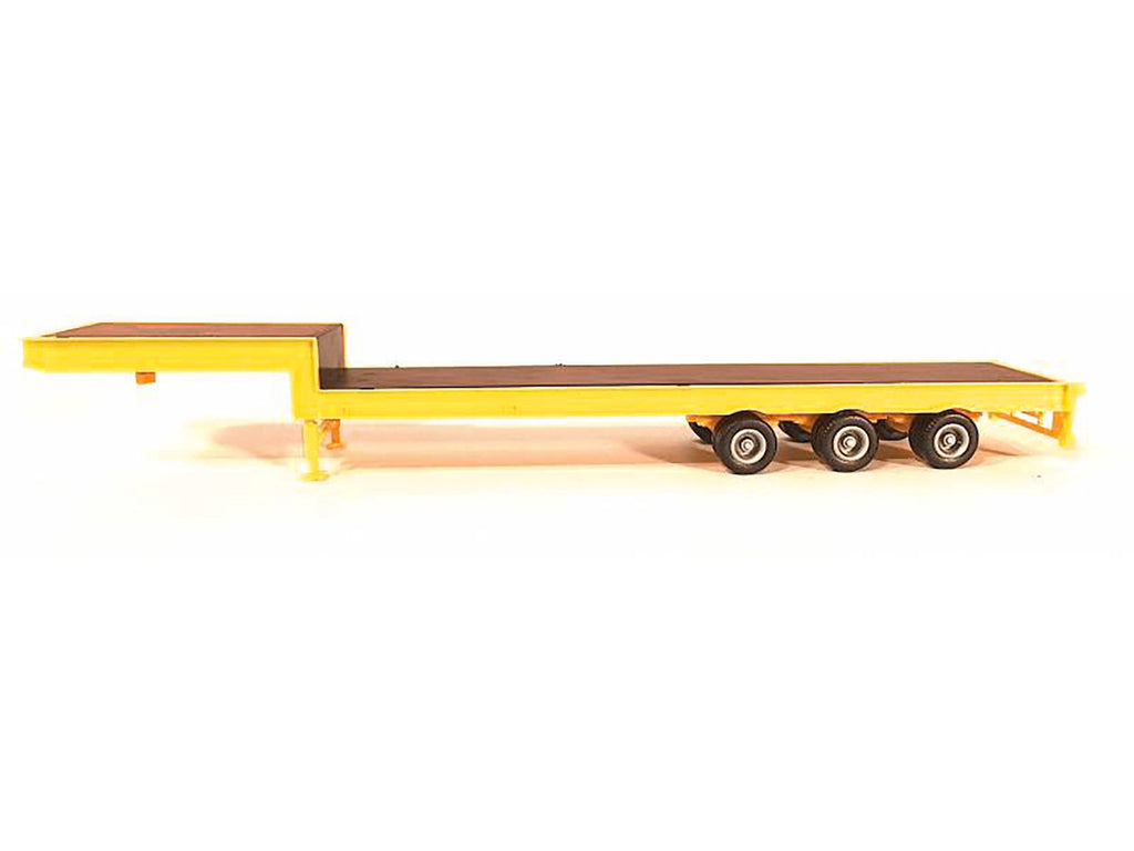 3-Axle Step Deck Equipment Trailer with Ramps Yellow 1/87 (HO) Plastic Model by Promotex-1