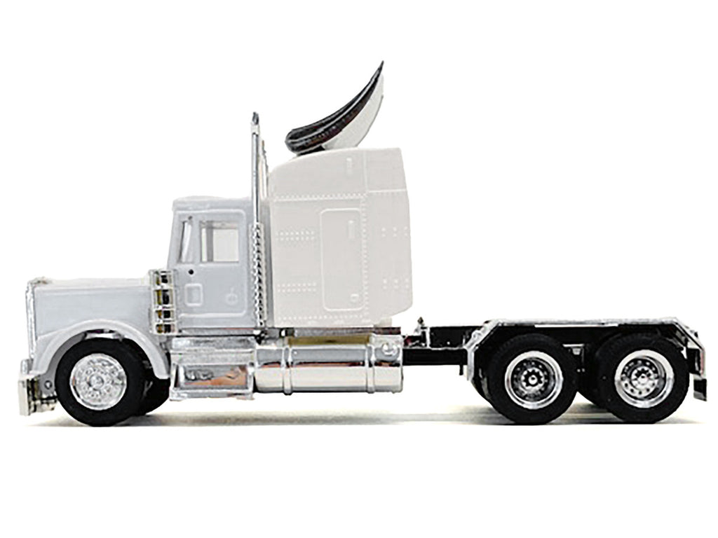 Kenworth W900 Sleeper Cab White 1/87 (HO) Plastic Model Car by Promotex-0