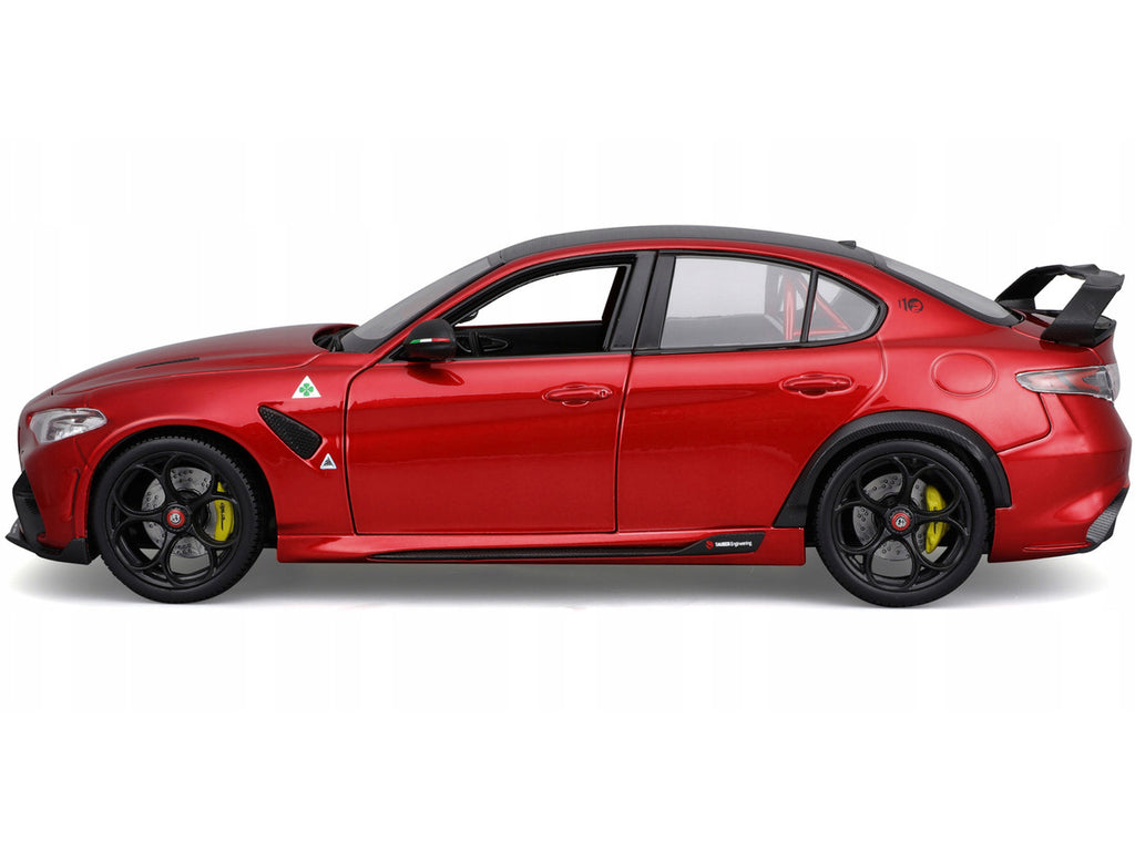 Alfa Romeo Giulia GTAm Red Metallic with Carbon Top 1/18 Diecast Model Car by Bburago-0