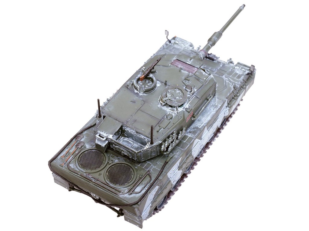 Leopard 2A4 Main Battle Tank with Snorkel "Winter Camouflage" Norwegian Army "Armor Premium" Series 1/72 Diecast Model by Panzerkampf-0