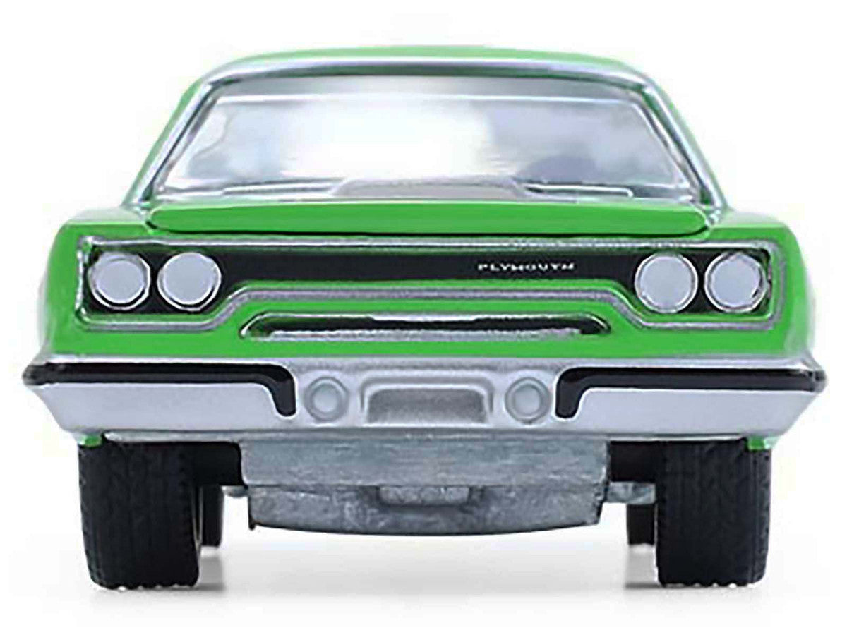 1970 Plymouth Road Runner Green with Black Hood Stripe "GreenLight Muscle" Series 30 1/64 Diecast Model Car by Greenlight-3