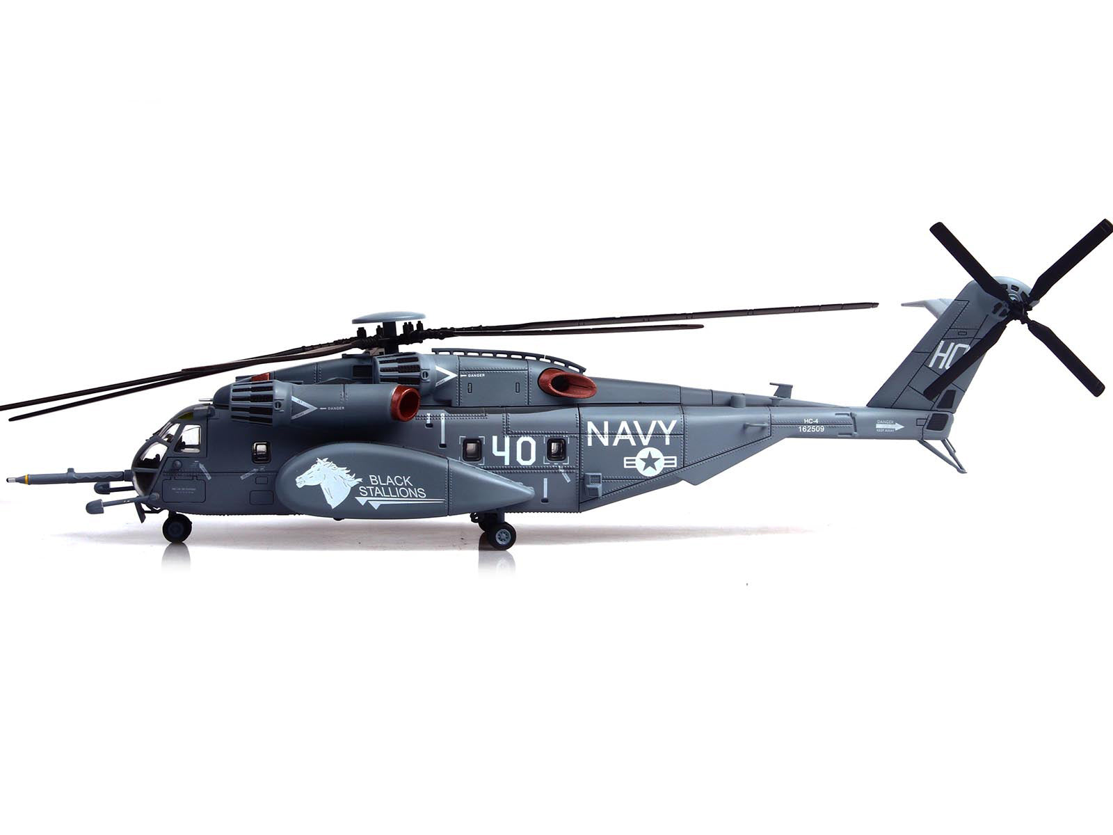 Sikorsky MH-53E Sea Dragon Helicopter "United States Navy Black Stallions Tail Number 40" Light Gray 1/72 Diecast Model by Panzerkampf