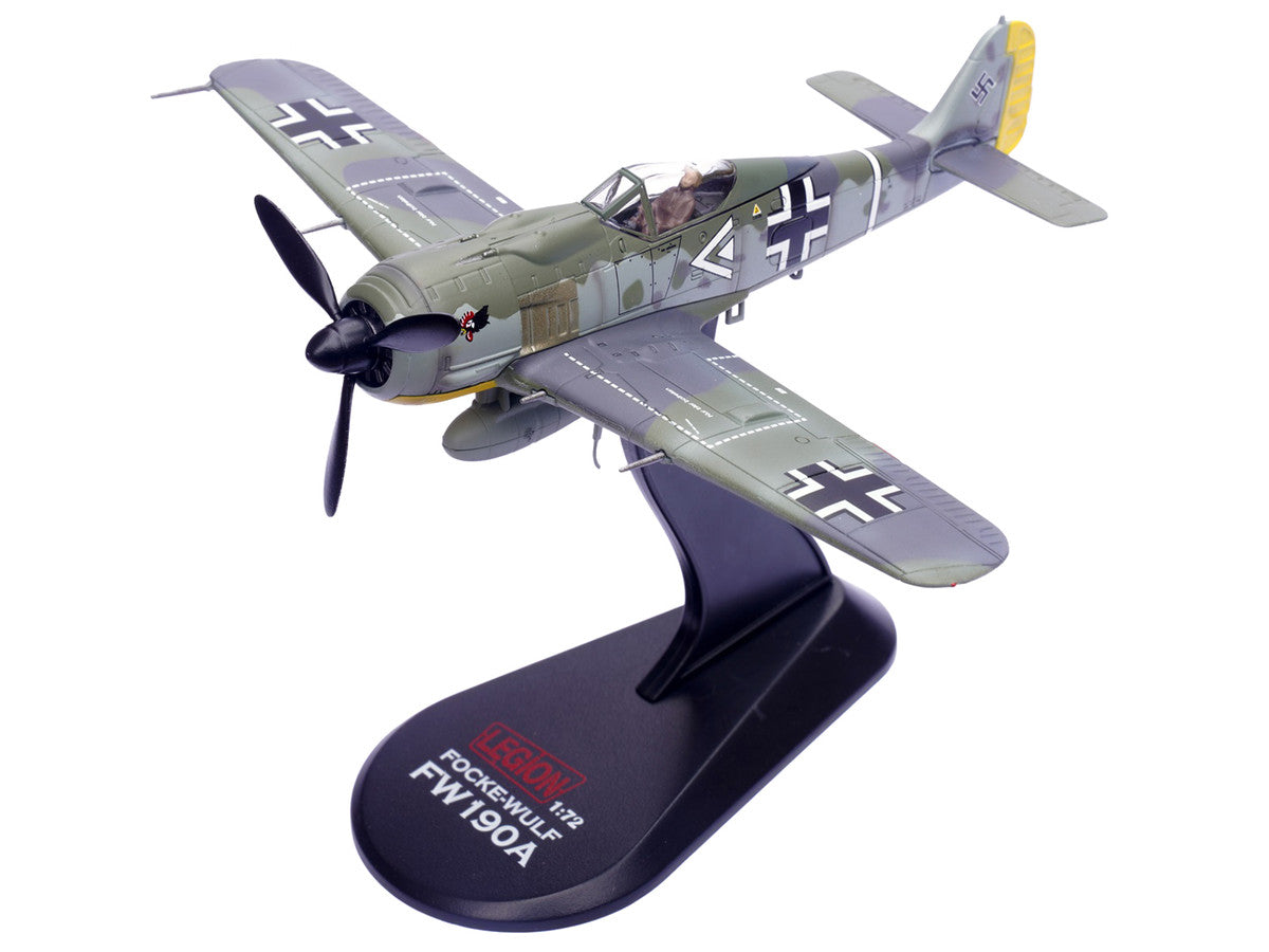 Focke-Wulf Fw 190A Aircraft "108-Victory Ace Hauptmann Hans 'Assi' Hahn Gruppenkommandeur III./JG 2 Richthofen France" (1942) German Luftwaffe 1/72 Diecast Model Airplane by Legion-3