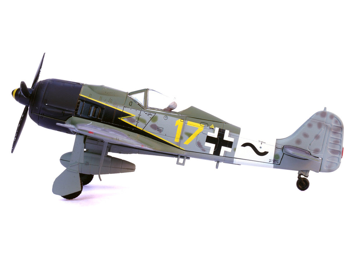 Focke-Wulf Fw 190A Aircraft "Yellow 17 24-Victory Ace Willi Unger 12./JG 3 Udet Germany" (1944) German Luftwaffe 1/72 Diecast Model Airplane by Legion-2