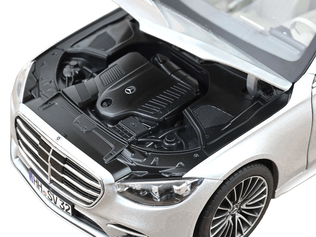 2021 Mercedes-Benz S-Class AMG Line Silver Metallic with Sunroof 1/18 Diecast Model Car by Norev-3