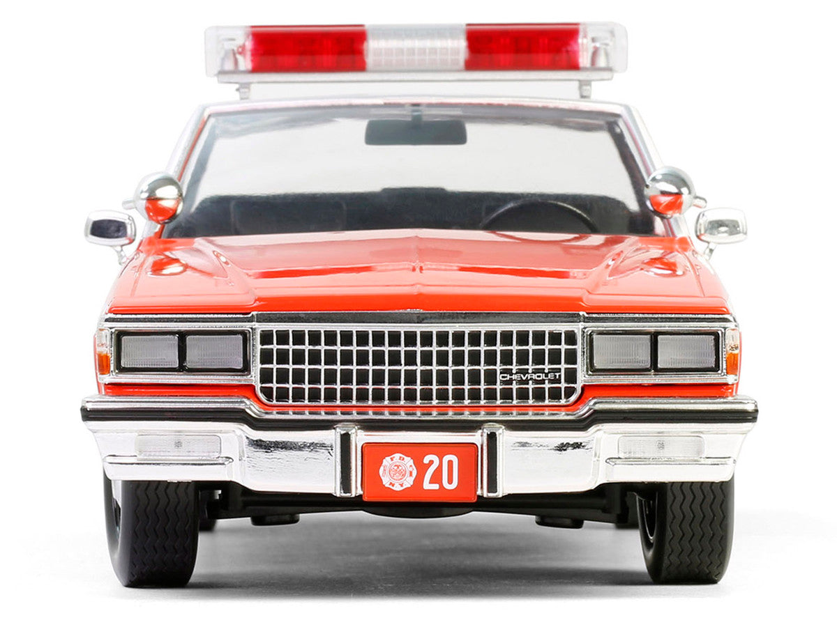 1987 Chevrolet Caprice 9C1 "FDNY (The Official Fire Department City of New York)" Red with White Top and Stripes "Artisan Collection" 1/18 Diecast Model Car by Greenlight-0