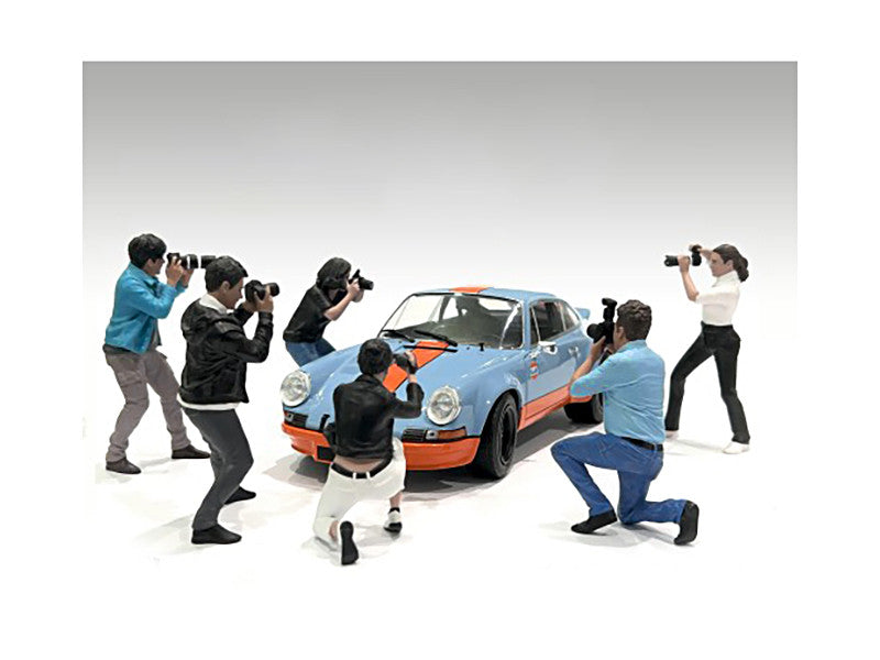 "Photographers" 6 piece Figure Set for 1/18 Scale Models by American Diorama-0