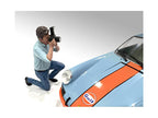 "Photographers" Figure #3 for 1/18 Scale Models by American Diorama-1