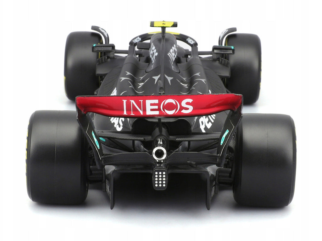 Mercedes-AMG F1 W14 E Performance #44 Lewis Hamilton "Petronas" Formula One F1 "World Championship" (2023) with Driver Figure "Race" Series 1/24 Diecast Model Car by Bburago-3