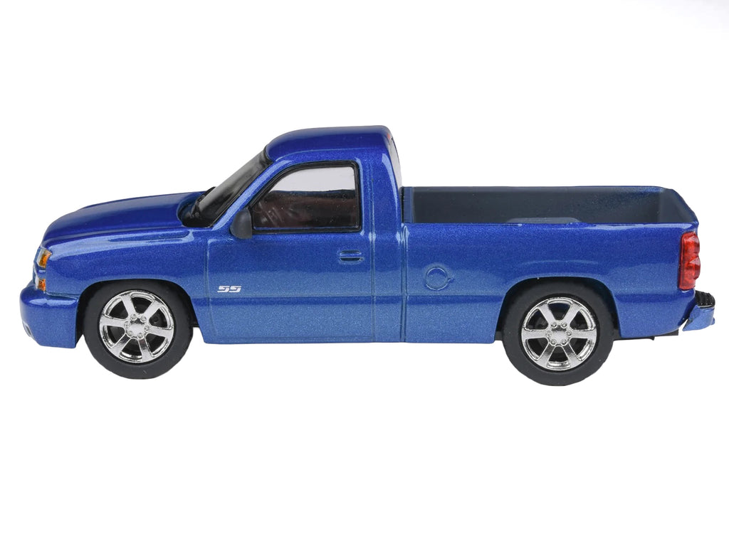 2006 Chevrolet Silverado 'Cateye' Pickup Truck Ming Blue Metallic 1/64 Diecast Model Car by Paragon