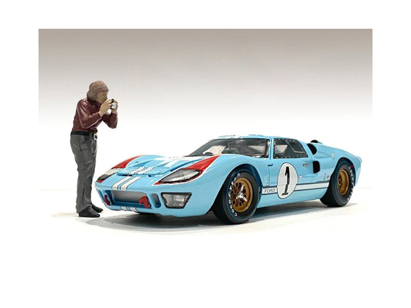 "Race Day 1" Figurine II for 1/18 Scale Models by American Diorama-0