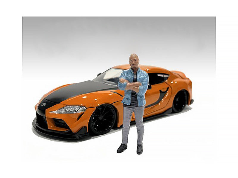 "Car Meet 3" Figurine 6 for 1/24 Scale Models by American Diorama-0
