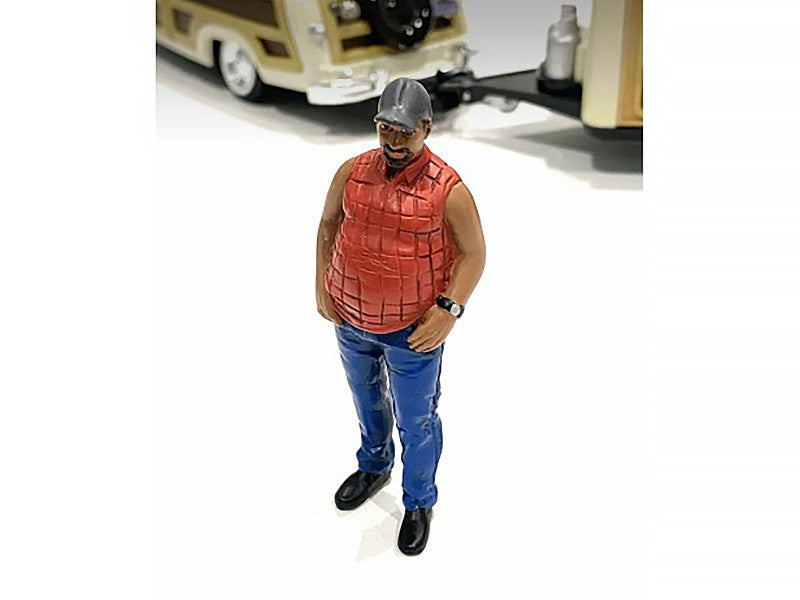"Campers" Figure 1 for 1/24 Scale Models by American Diorama-1
