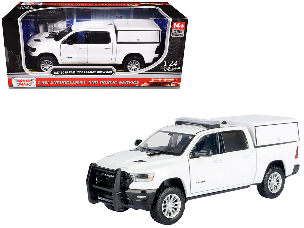 2019 RAM 1500 Laramie Crew Cab Pickup Truck with Truck Bed Camper White "Custom Builder's Kit" Series 1/27 Diecast Model Car by Motormax-4