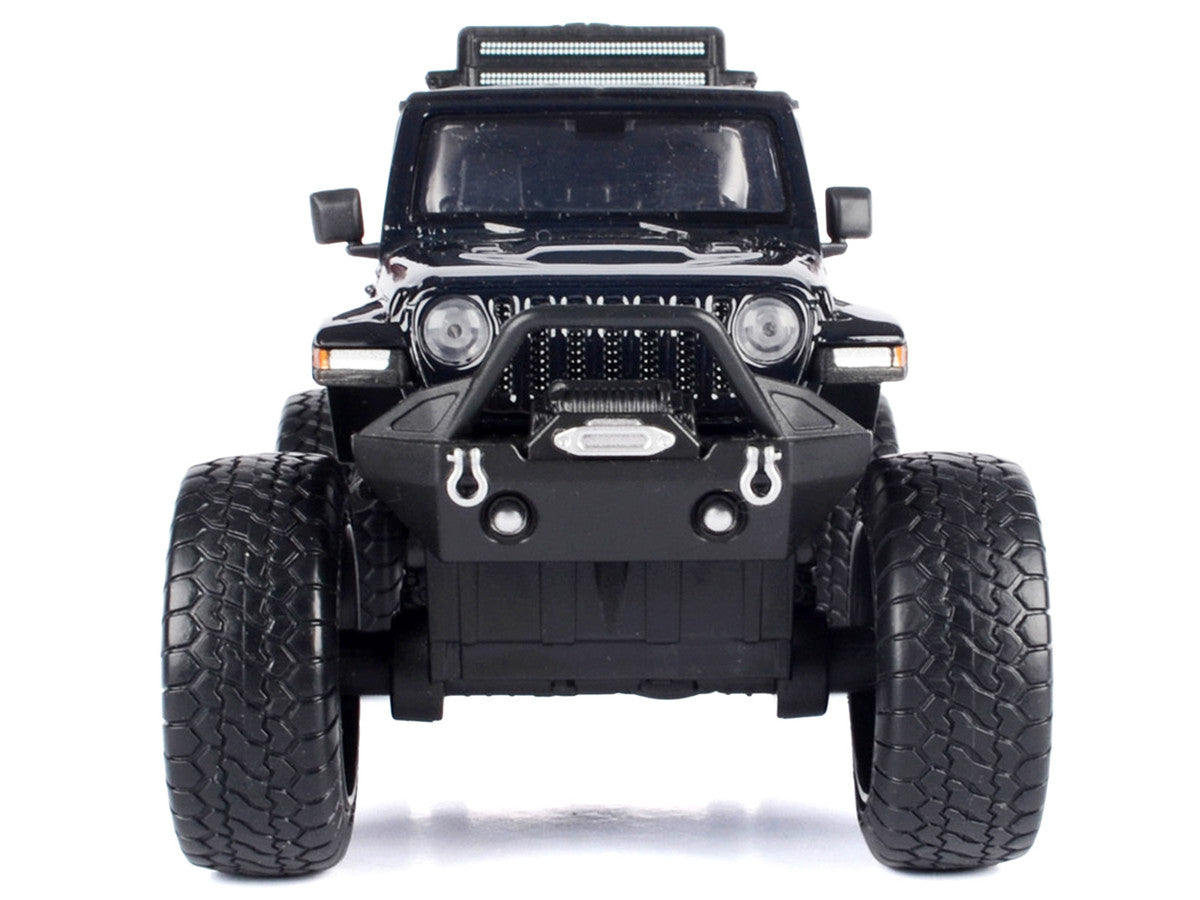 2021 Jeep Gladiator Rubicon Off-Road Pickup Truck Black with Matt Black Top "Off Road" Series 1/27 Diecast Model Car by Motormax-2