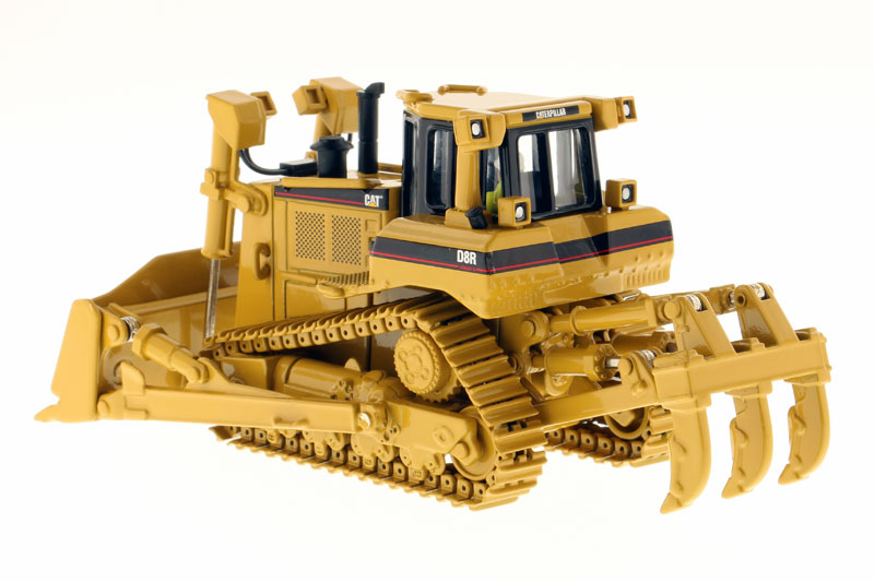CAT Caterpillar D8R Series II Track Type with Operator "Core Classics Series" 1/50 Diecast Model by Diecast Masters