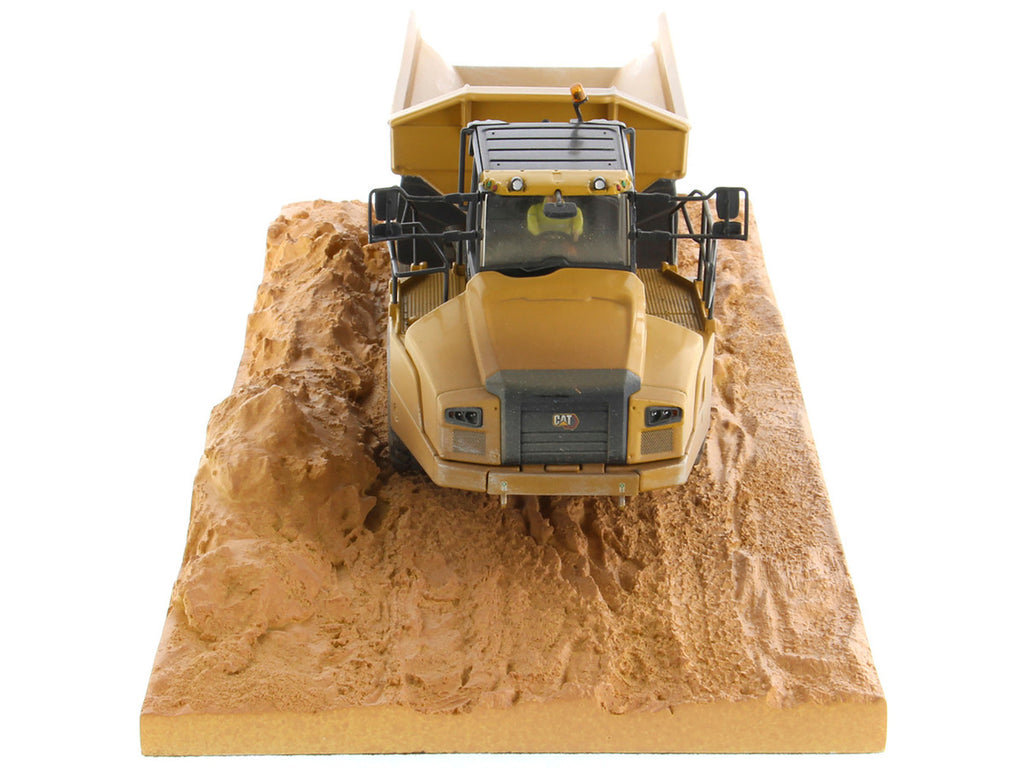 CAT Caterpillar 745 Articulated Truck with Operator (Dirty Version) "Weathered" Series 1/50 Diecast Model by Diecast Masters-3