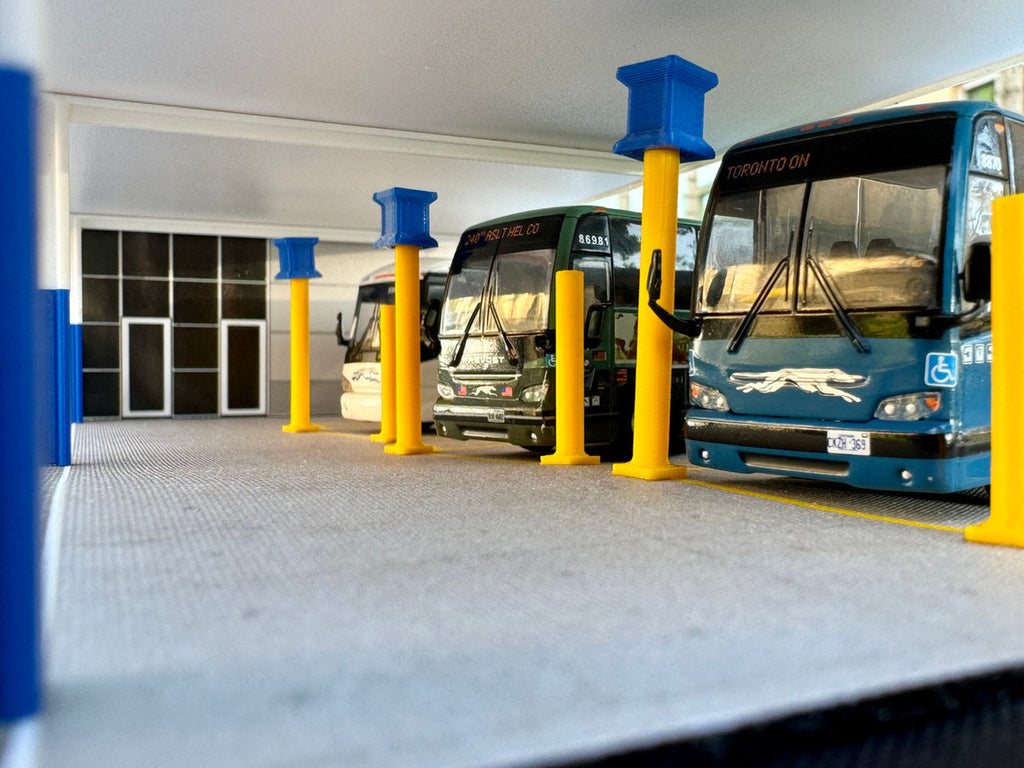 Greyhound Bus Station Diorama EZ Assembly Kit 1/87 (HO) Model by Iconic Replicas-2