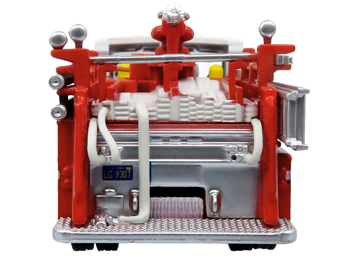 1974 Ward LaFrance Fire Engine "San Francisco Fire Department – Engine 31" Red with White Top "5 Alarm" Series Limited Edition 1/87 (HO) Diecast Model by Iconic Replicas-3