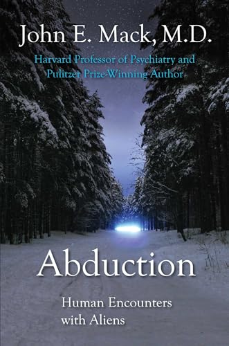 Abduction: Human Encounters with Aliens - Paperback