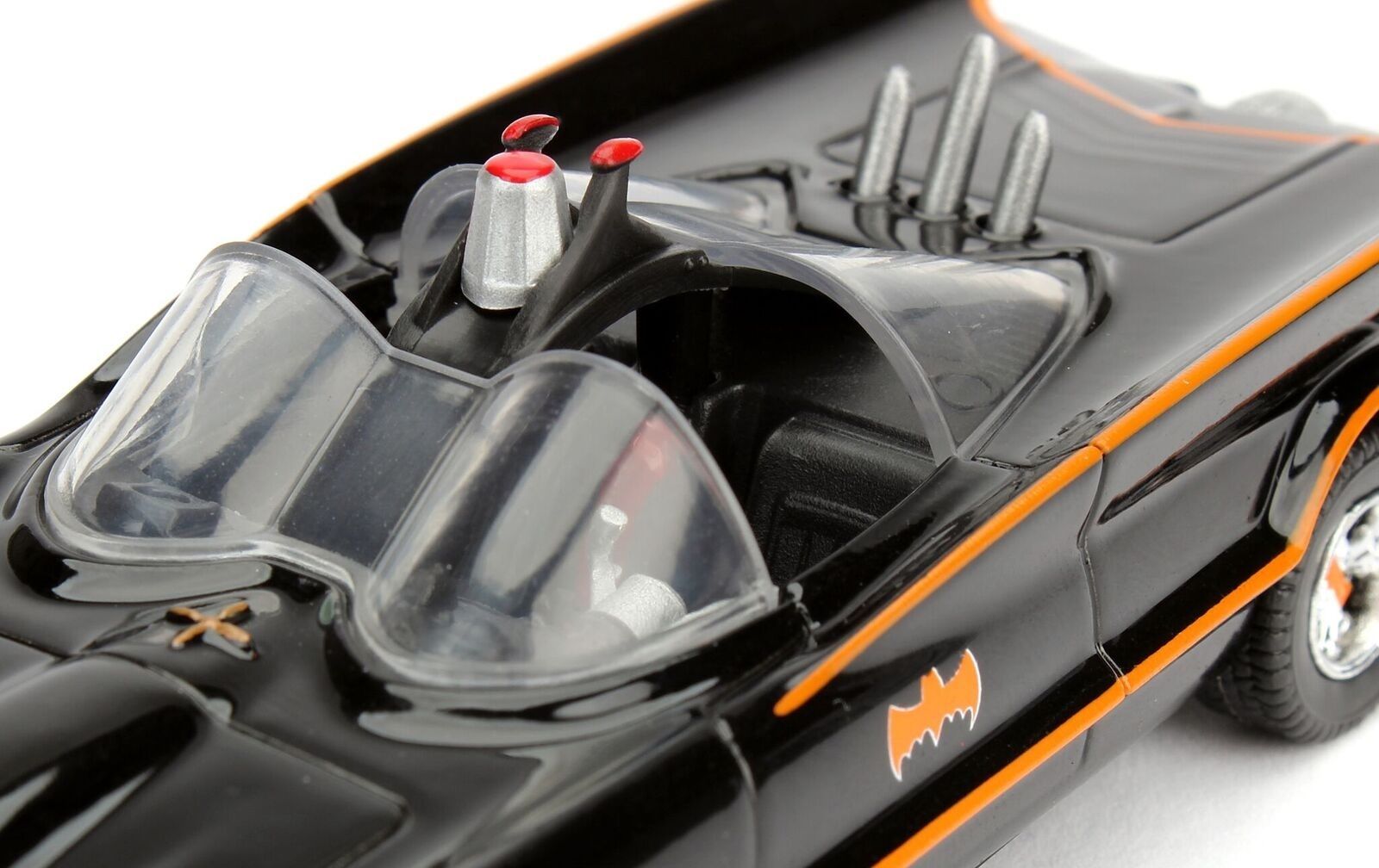 1966 TV Series Classic Batman Batmobile 1/32 Diecast Model Car by Jada