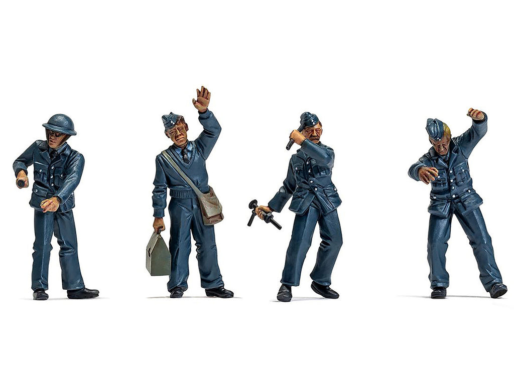 Level 1 Model Kit WWII RAF Ground Crew Figure and Accessory Set 1/48 Plastic Model Kit by Airfix-3