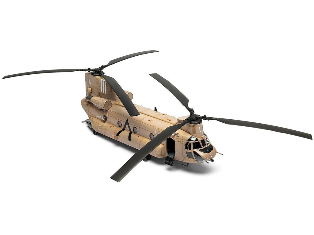Level 3 Model Kit Boeing Chinook HC.1 Helicopter with 2 Scheme Options 1/72 Plastic Model Kit by Airfix-0