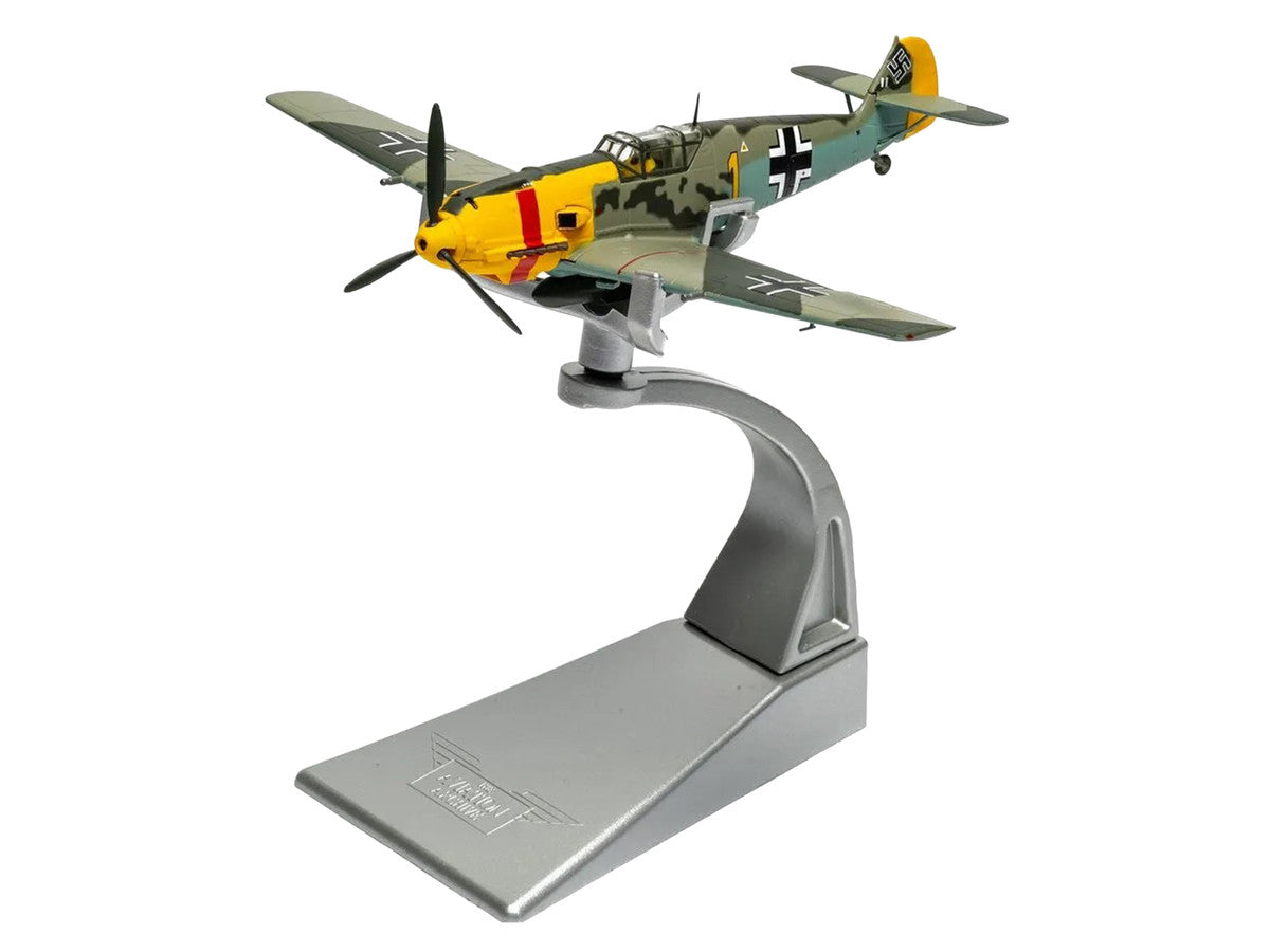 Messerschmitt Bf 109E-4/B Jabo Fighter-Bomber Aircraft "Oberleutnant Walter Rupp 3./JG53 RAF Manston Battle of Britain" (1940) German Luftwaffe "The Aviation Archive" Series 1/72 Diecast Model by Corgi-2