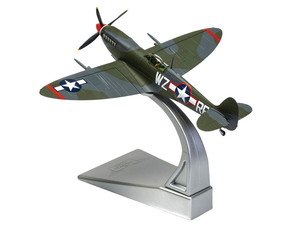 Supermarine Spitfire MkIXC Fighter Aircraft "Porky II Lt Robert Connor 309th Fighter Squadron 31st Fighter Group" (1943) United States Army Air Forces "The Aviation Archive" Series 1/72 Diecast Model by Corgi-1