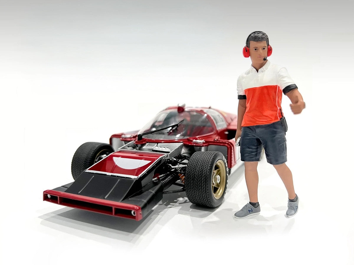 "Race Crew" Figure #2 for 1/24 Scale Models by American Diorama