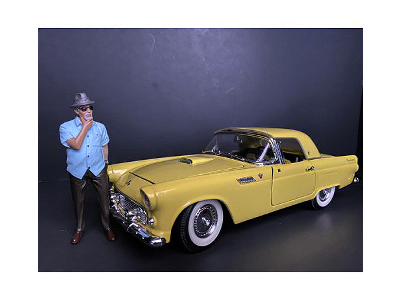"Weekend Car Show" Figurine I for 1/18 Scale Models by American Diorama-0