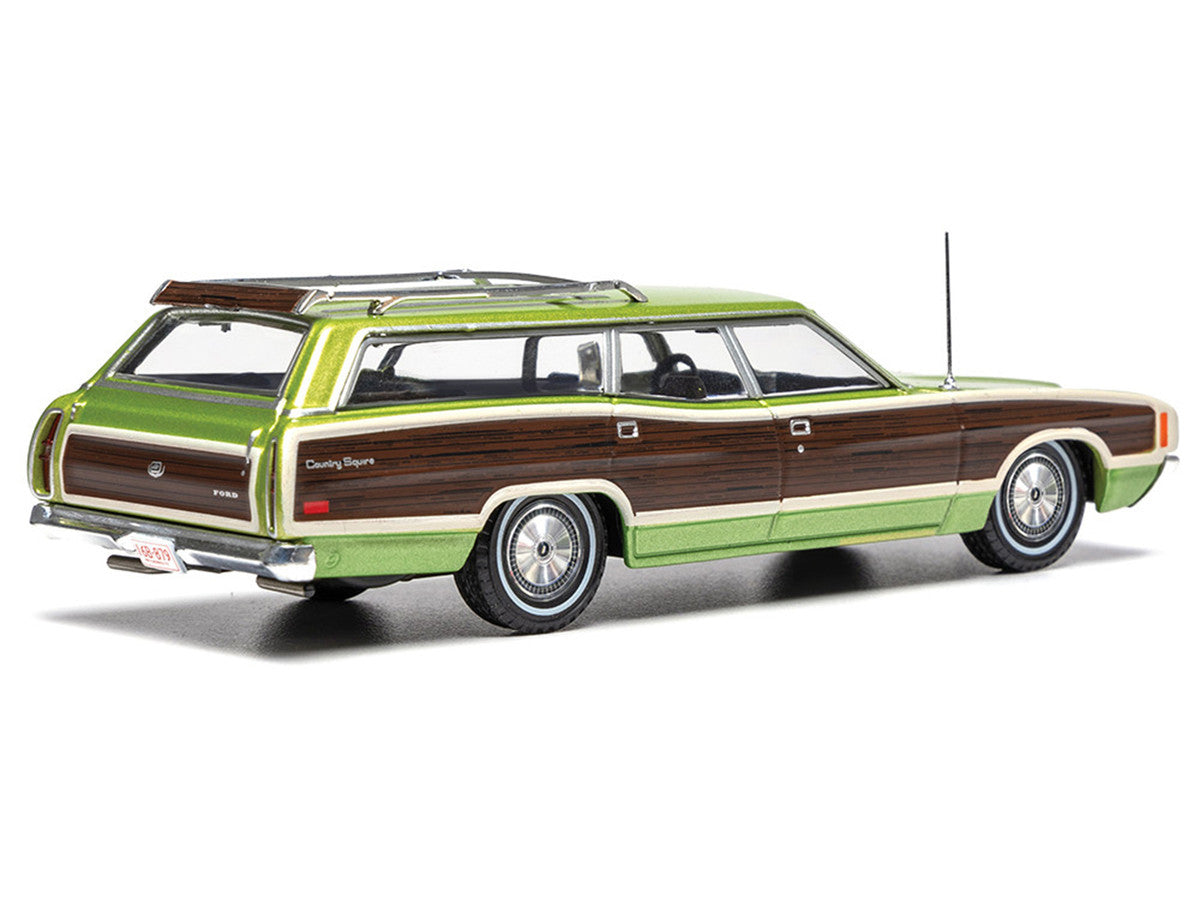 1972 Ford LTD Country Squire Wagon Green Metallic with Woodgrain Sides 1/43 Diecast Model by IXO Models-2