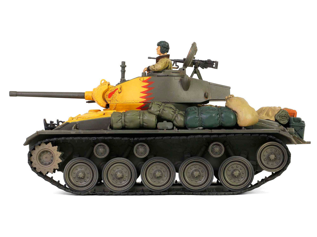 M24 Chaffee Light Tank "Tiger Face 79th Tank Btn Han River South Korea" (1950) United States Army "Armoured Fighting Vehicle" Series 1/32 Diecast Model by Forces of Valor-1