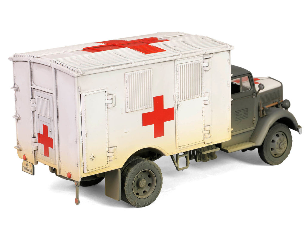 Opel-Blitz Kfz.305 Ambulance Gray and White (Weathered) "German Army" "Armoured Fighting Vehicle" Series 1/32 Diecast Model by Forces of Valor-4