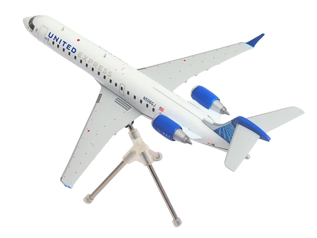 Bombardier CRJ550 Commercial Aircraft "United Express" (N506GJ) White with Blue Tail "Gemini 200" Series 1/200 Diecast Model Airplane by GeminiJets-1
