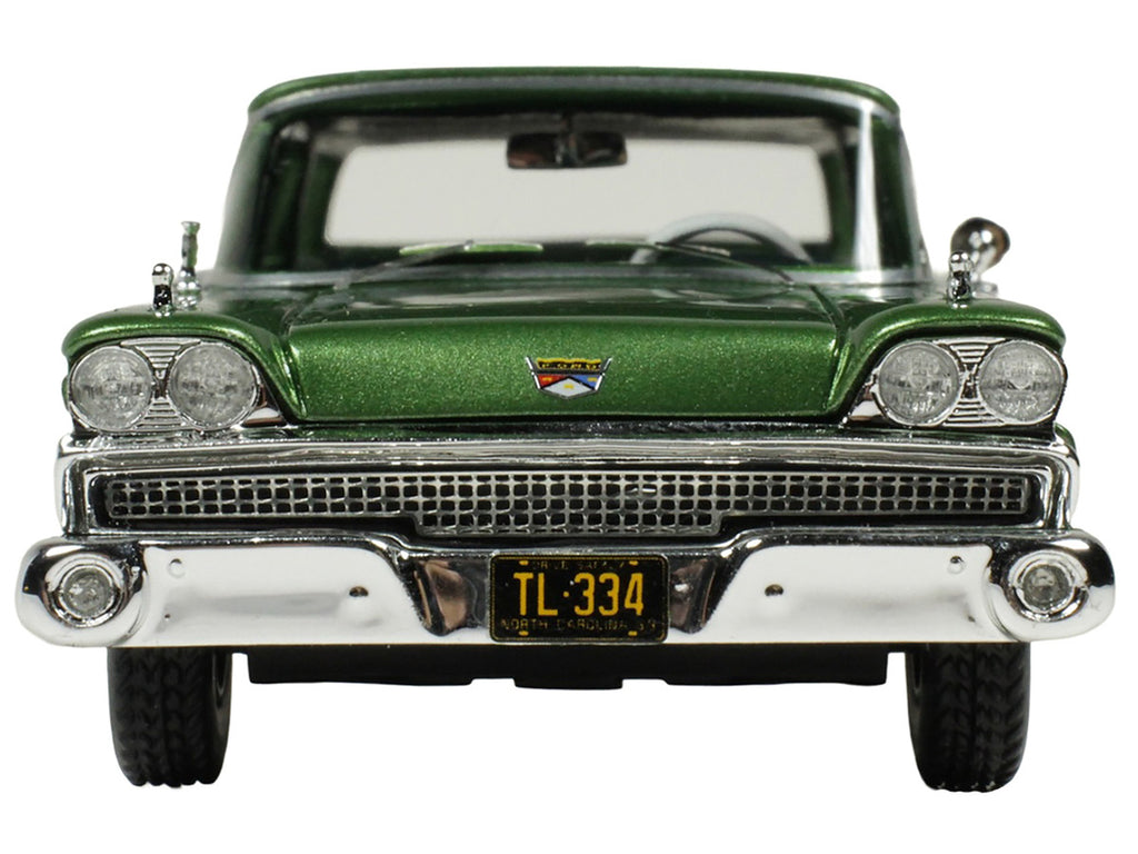 1959 Ford Country Squire Sherwood Green Metallic with Woodgrain Sides and Green Interior Limited Edition to 200 pieces Worldwide 1/43 Model Car by Goldvarg Collection-2