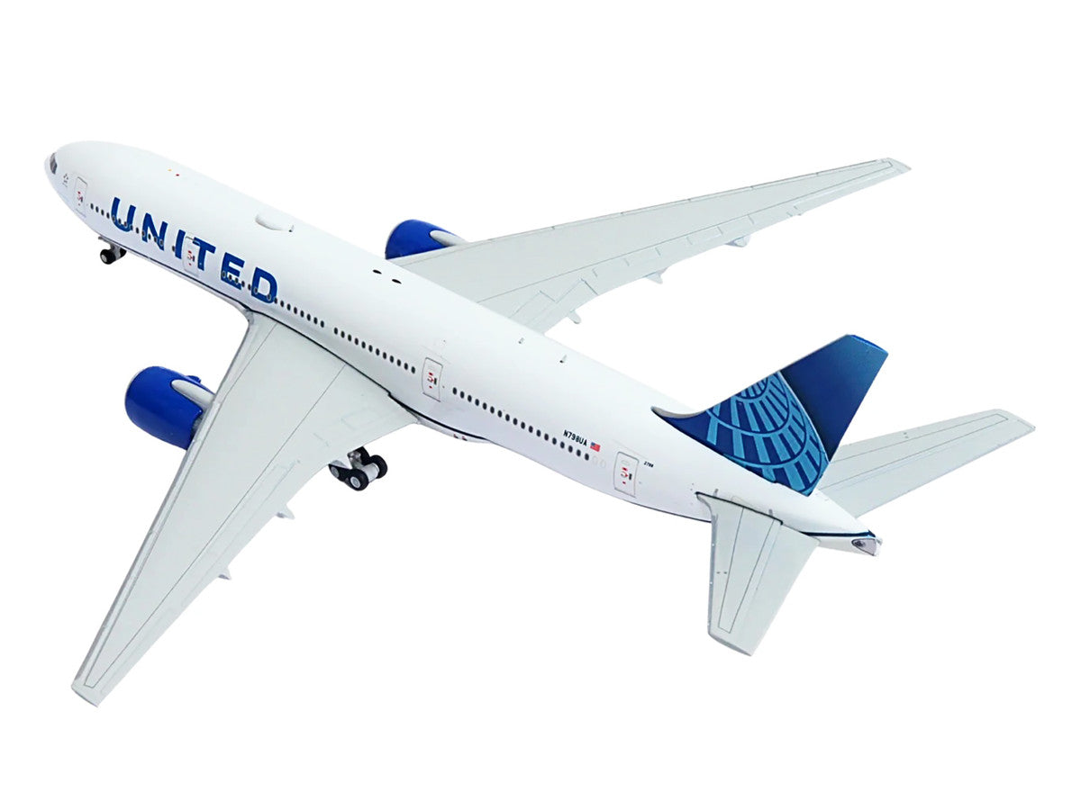 Boeing 777-200ER Commercial Aircraft "United Airlines" (N798UA) White with Blue Tail 1/400 Diecast Model Airplane by GeminiJets-2