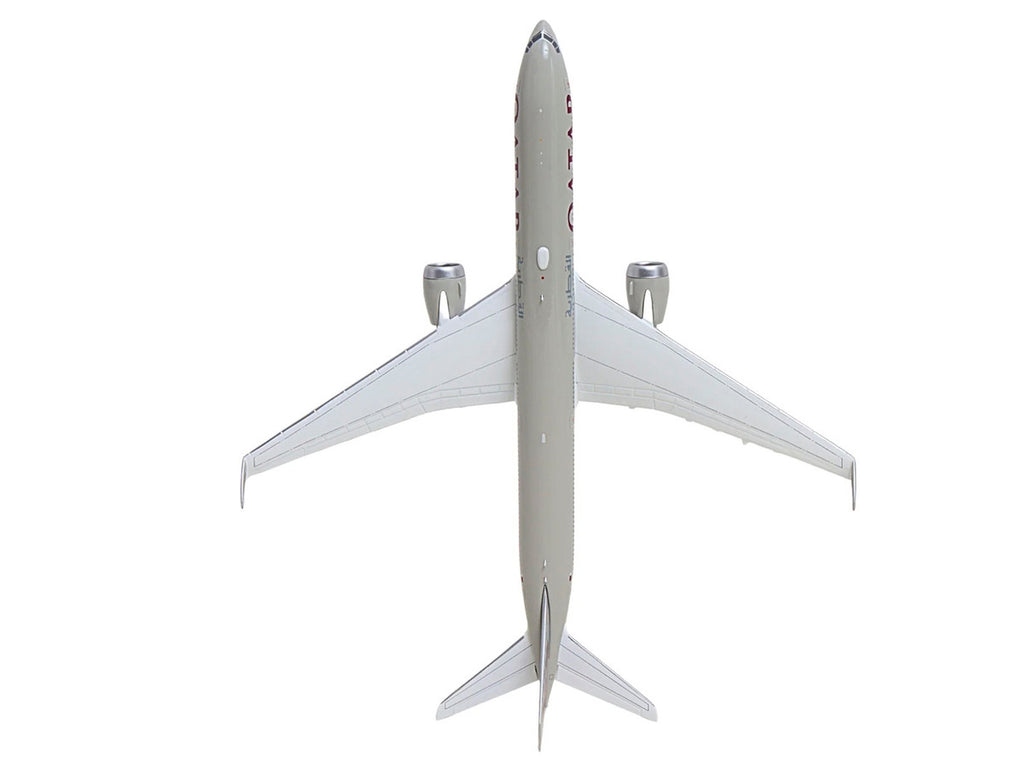 Boeing 777-9 Commercial Aircraft "Qatar Airways" (A7-BKA) Gray with Dark Red Tail Graphics 1/400 Diecast Model GeminiJets-0