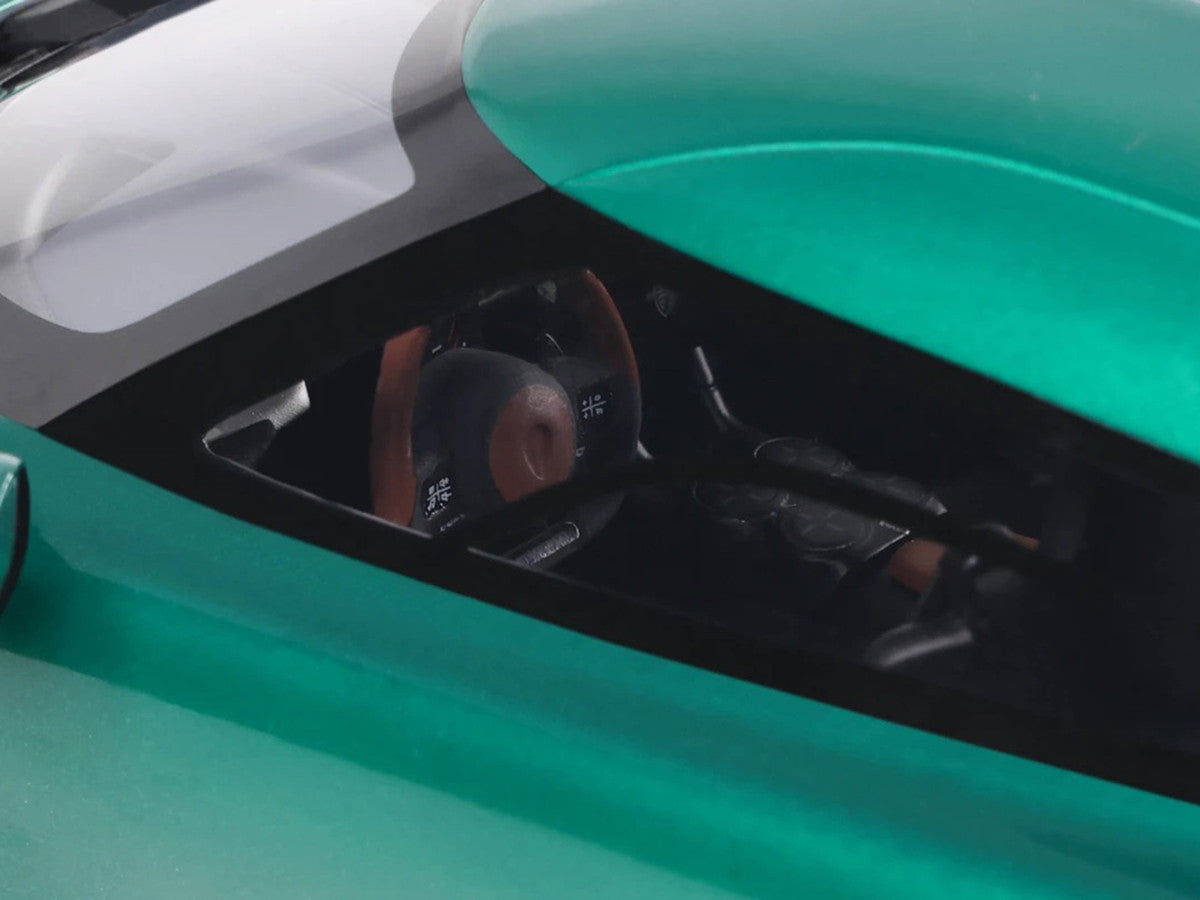 2024 Koenigsegg Gemera Racing Green Metallic 1/18 Model Car by GT Spirit-2