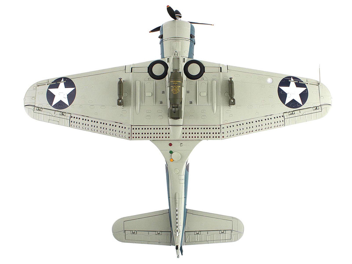 Douglas SBD-3 Dauntless Aircraft "Dusty Kleiss S-7 Scouting Six USS Enterprise" (1942) United States Navy "Premium Collection" 1/32 Diecast Model by Hobby Master-1