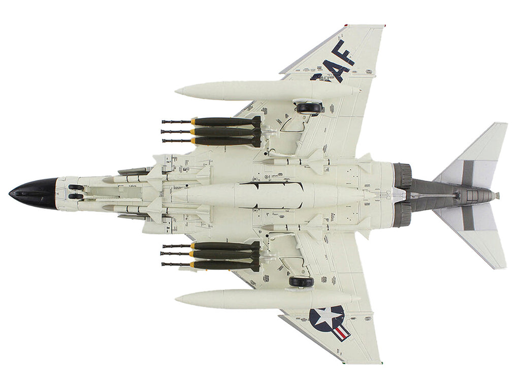 McDonnell Douglas F-4C Phantom II Fighter-Bomber Aircraft "45th TFS Ubon Thailand" (1965) United States Air Force "Air Power Series" 1/72 Diecast Model by Hobby Master-3