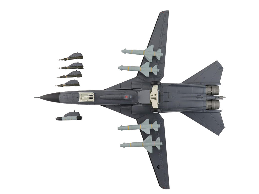 General Dynamics F-111C Pig Aircraft "A8-131 F-111 Operations 30th Anniversary" (2003) Royal Australian Air Force "Air Power Series" 1/72 Diecast Model by Hobby Master-3