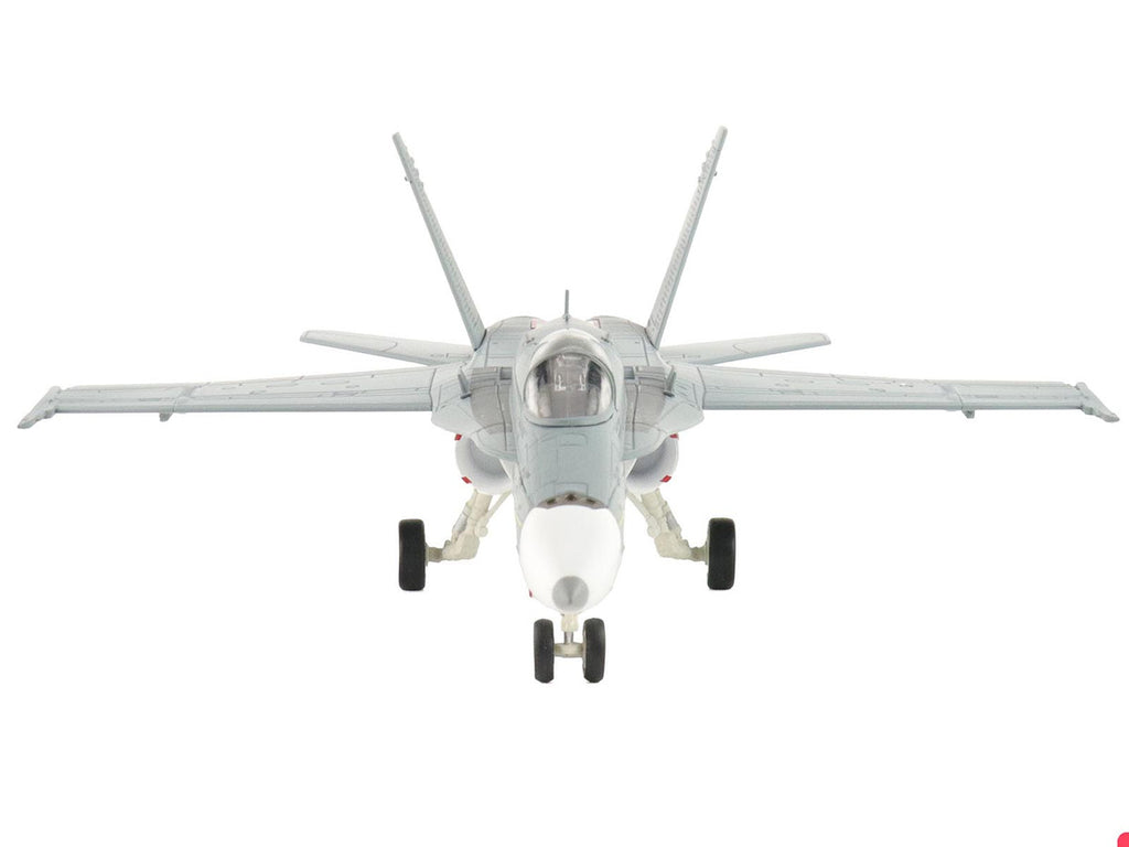McDonnell Douglas F/A-18C Hornet Aircraft "VFA-15 Retro TAC Demo Jet VFA-106 Gladiators" (2017) United States Navy "Air Power Series" 1/72 Diecast Model by Hobby Master-2