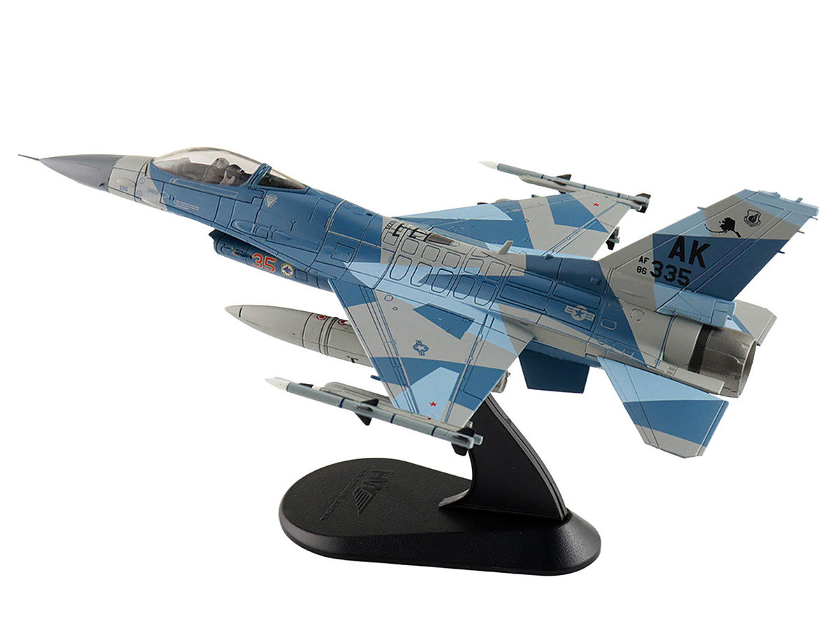 Lockheed F-16C Fighting Falcon Fighter Aircraft "86-0335 Blue Splinter 354th Wing 18th AGRS Eielson AFB" (2018) United States Air Force "Air Power Series" 1/72 Diecast Model by Hobby Master-4