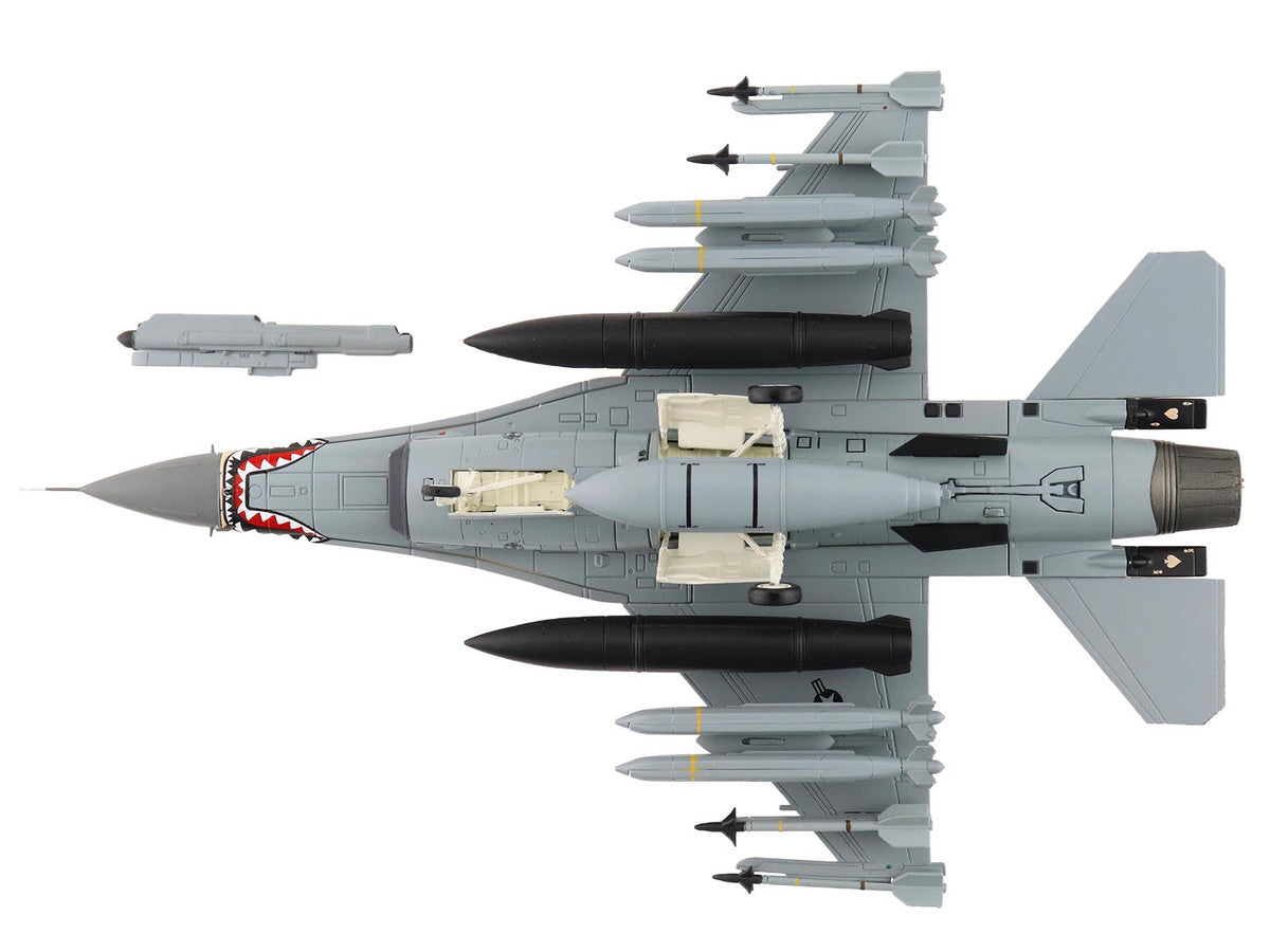 Lockheed F-16V Fighting Falcon Fighter Aircraft "93-0814 Play to Win 21st Sqn. Luke AFB" (2025) United States Air Force "Air Power Series" 1/72 Diecast Model by Hobby Master-3