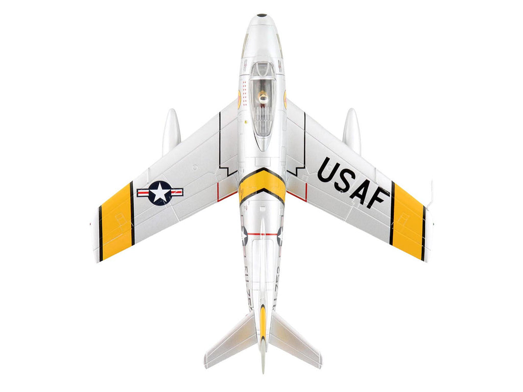 North American F-86E Sabre Fighter Aircraft "51-2752 Colonel George Andrew Davis Jr. 4th FIG 334th FIS" (1952) United States Air Force "Air Power Series" 1/72 Diecast Model by Hobby Master-1