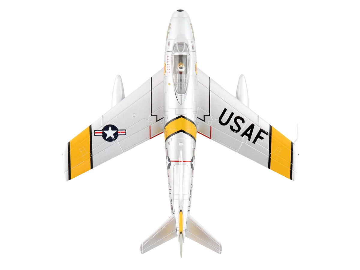 North American F-86E Sabre Fighter Aircraft "51-2752 Colonel George Andrew Davis Jr. 4th FIG 334th FIS" (1952) United States Air Force "Air Power Series" 1/72 Diecast Model by Hobby Master-1