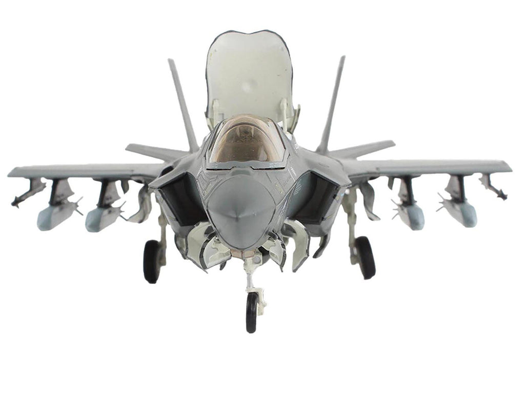 Lockheed Martin F-35B Lightning II Aircraft (Beast Mode) "Black Death VMFA-542 MCAS Cherry Point" (2023) United States Marine Corps "Air Power Series" 1/72 Diecast Model by Hobby Master-2