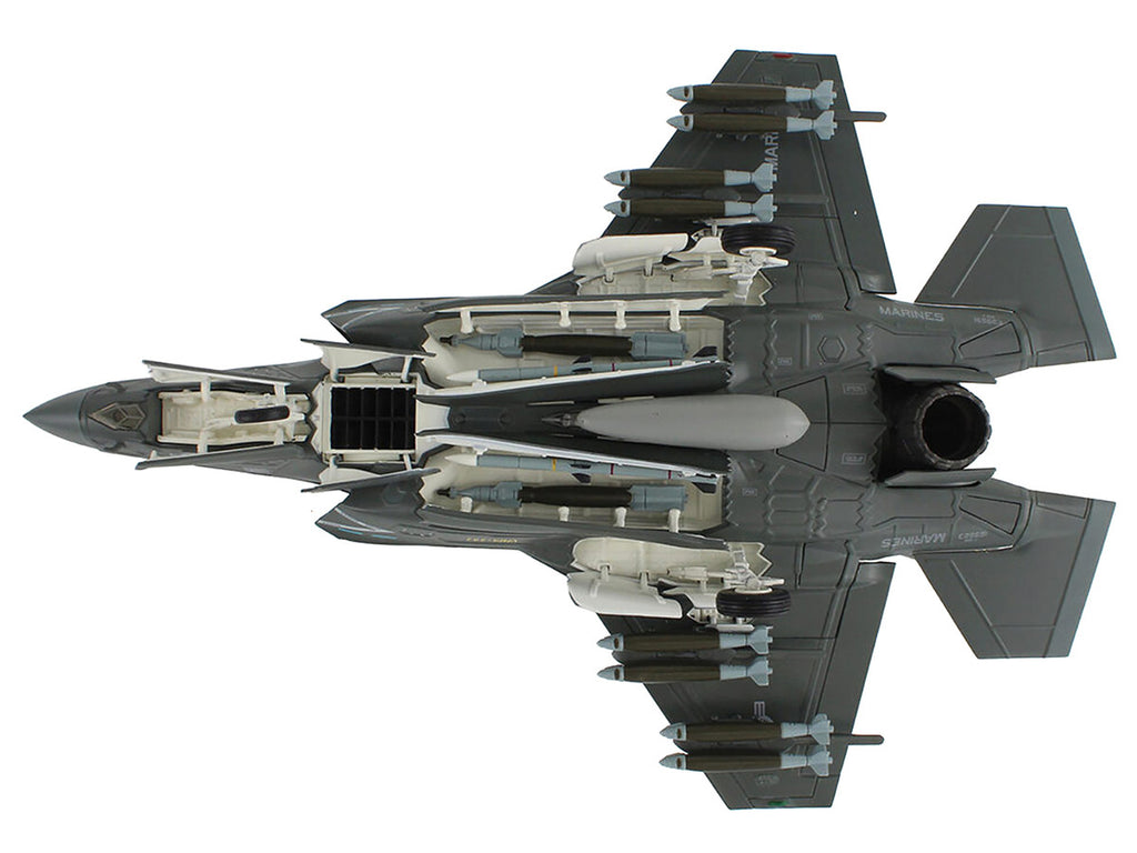 Lockheed F-35B Lightning II Aircraft (Beast Mode) "169623 VMFA-242 Bats Iwakuni Japan" (2024) United States Marine Corps "Air Power Series" 1/72 Diecast Model by Hobby Master-3